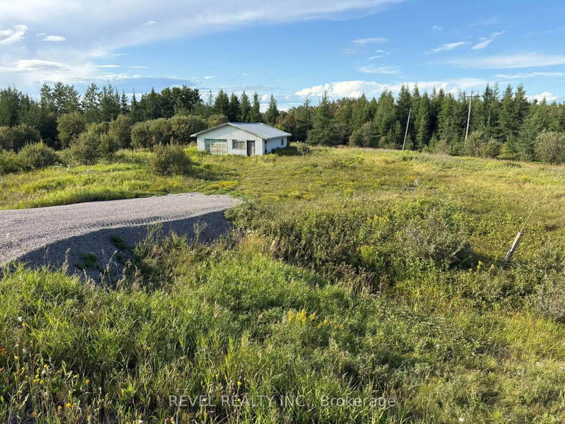 (Moonbeam) - 341 Highway 11 Highway W