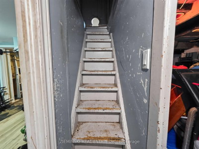 112 Duncan Avenue S • Kirkland Lake, ON photo 9
