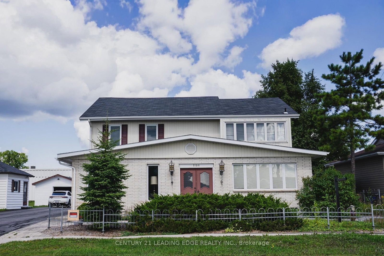 1106 Prince Street • Hearst, ON photo 1