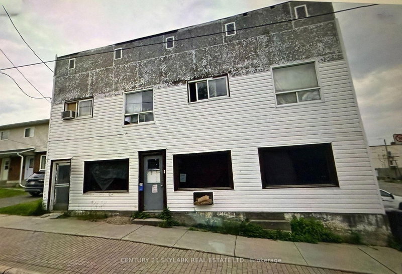 43 Duncan Avenue S