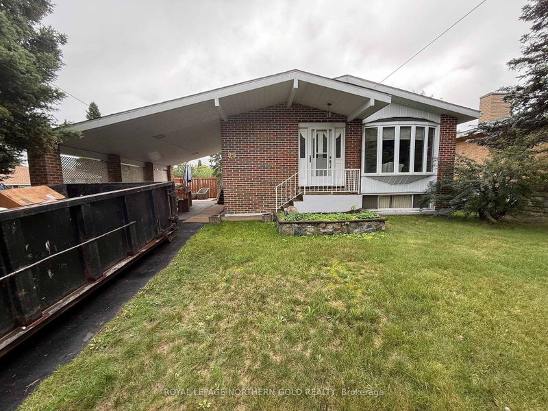 29 Macpherson Avenue