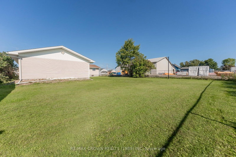 20 Brunelle Road S