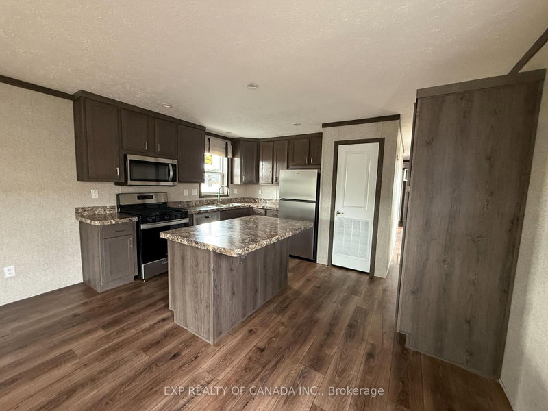 190 Remi Crescent