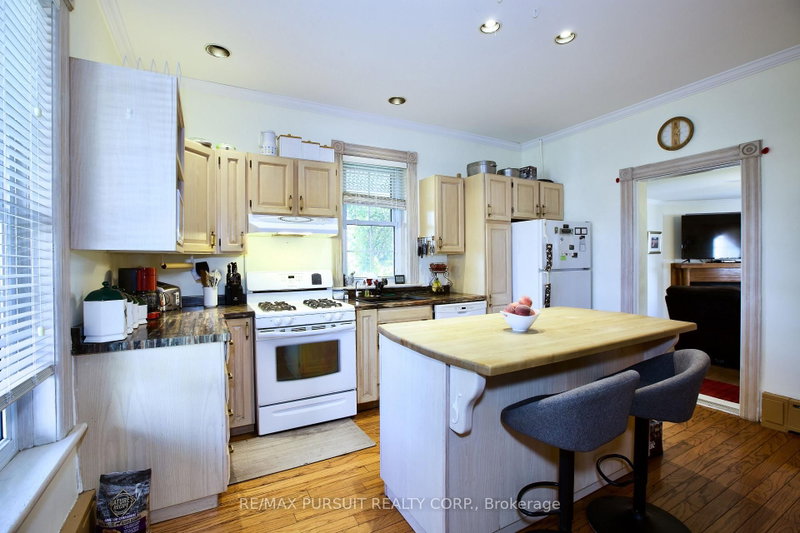 112 May Street