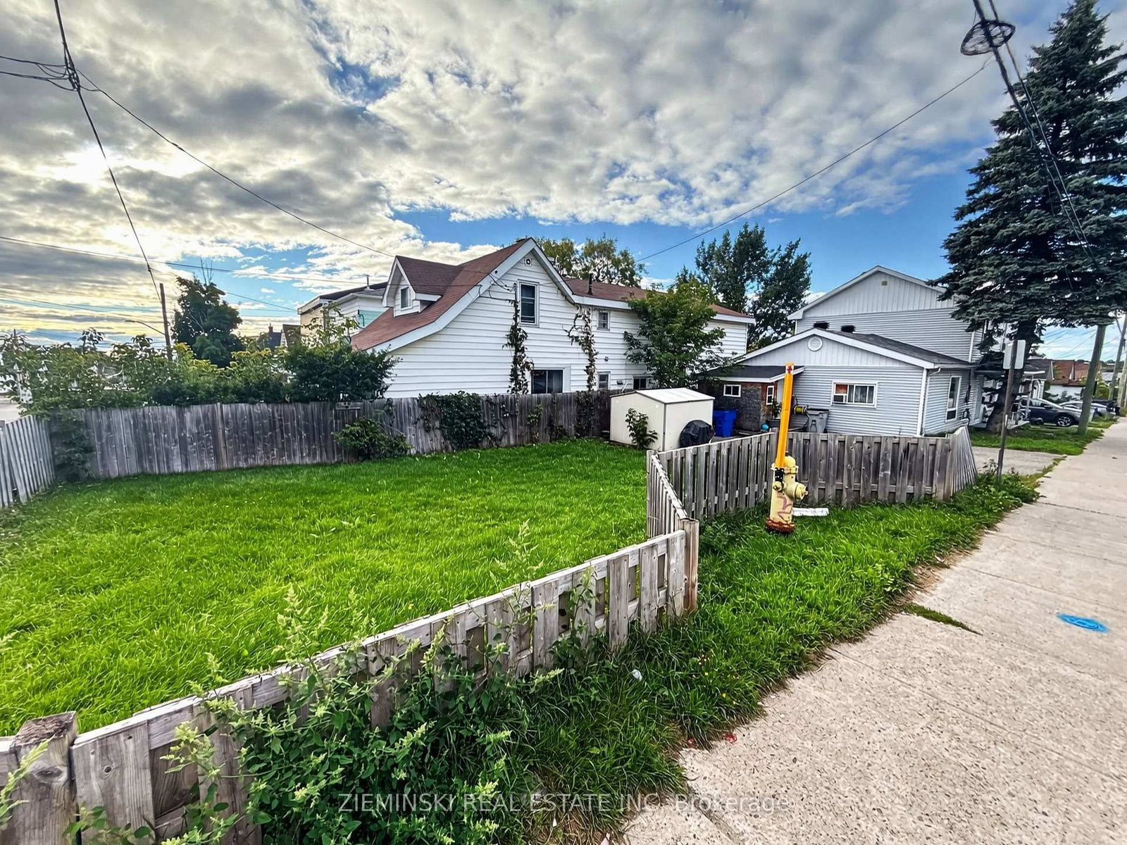 73-75 Cedar Street N • Timmins, ON photo 18