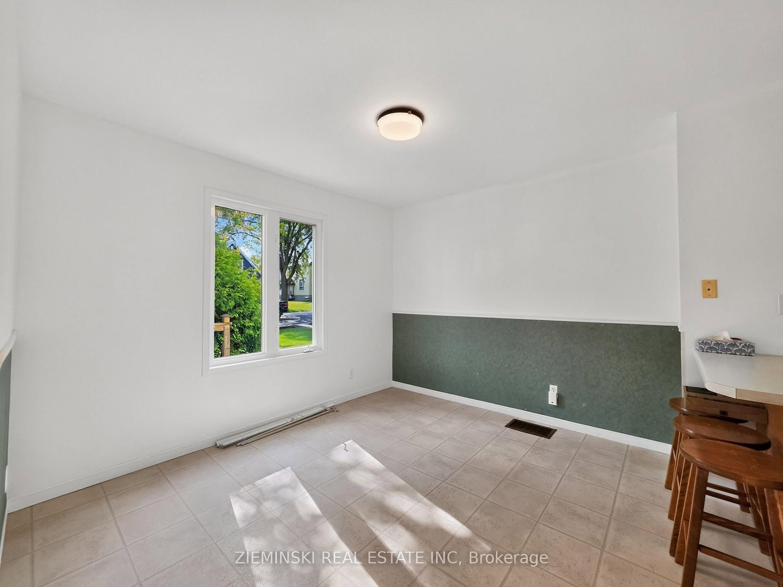 118 Buckingham Avenue • Iroquois Falls, ON photo 10