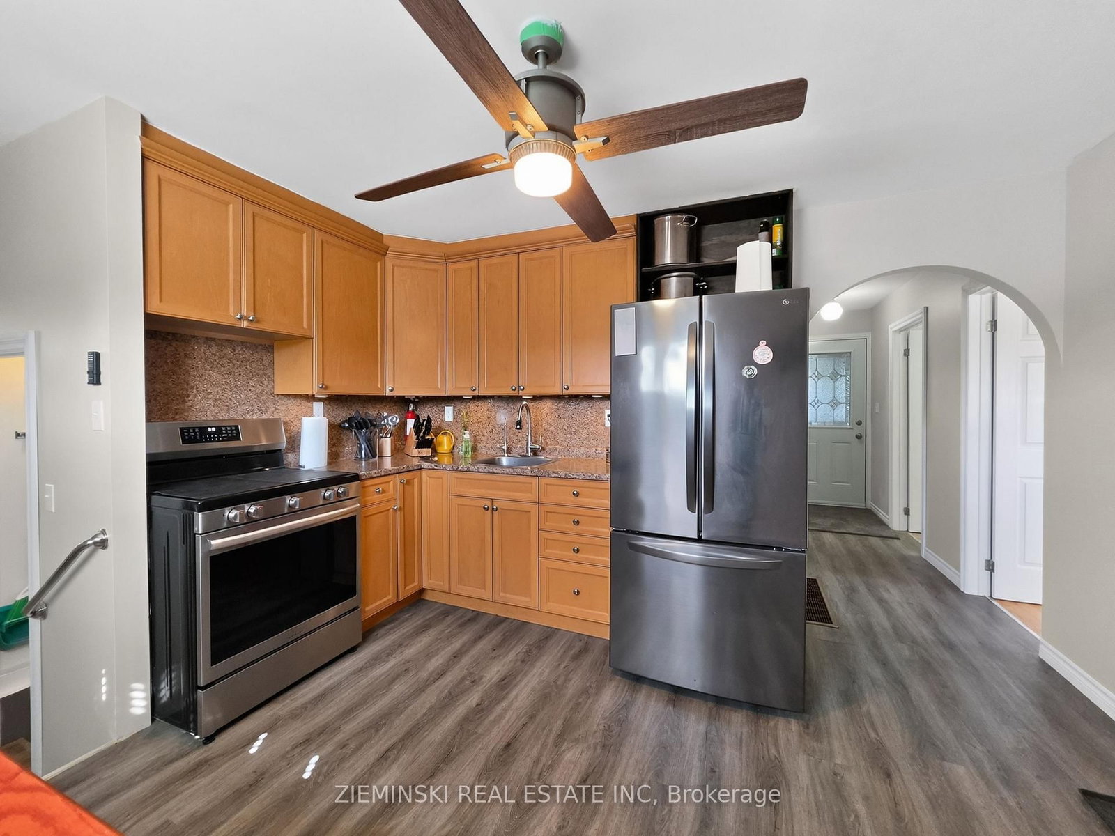 PT LT 4 CON 5 Newmarket TWP, 11 Highway • Iroquois Falls, ON photo 9