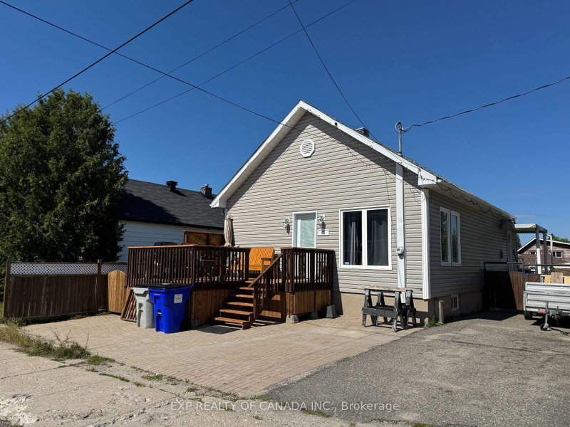 66 Kent Avenue