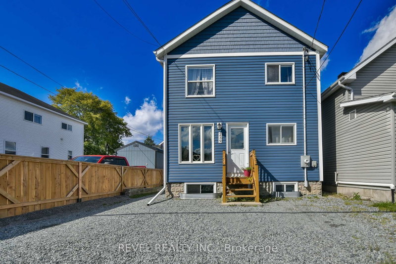 239 Maple Street N