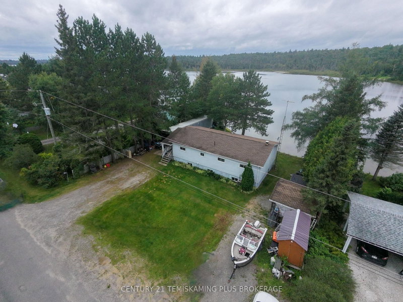 8148 TWIN LAKES C2 Road