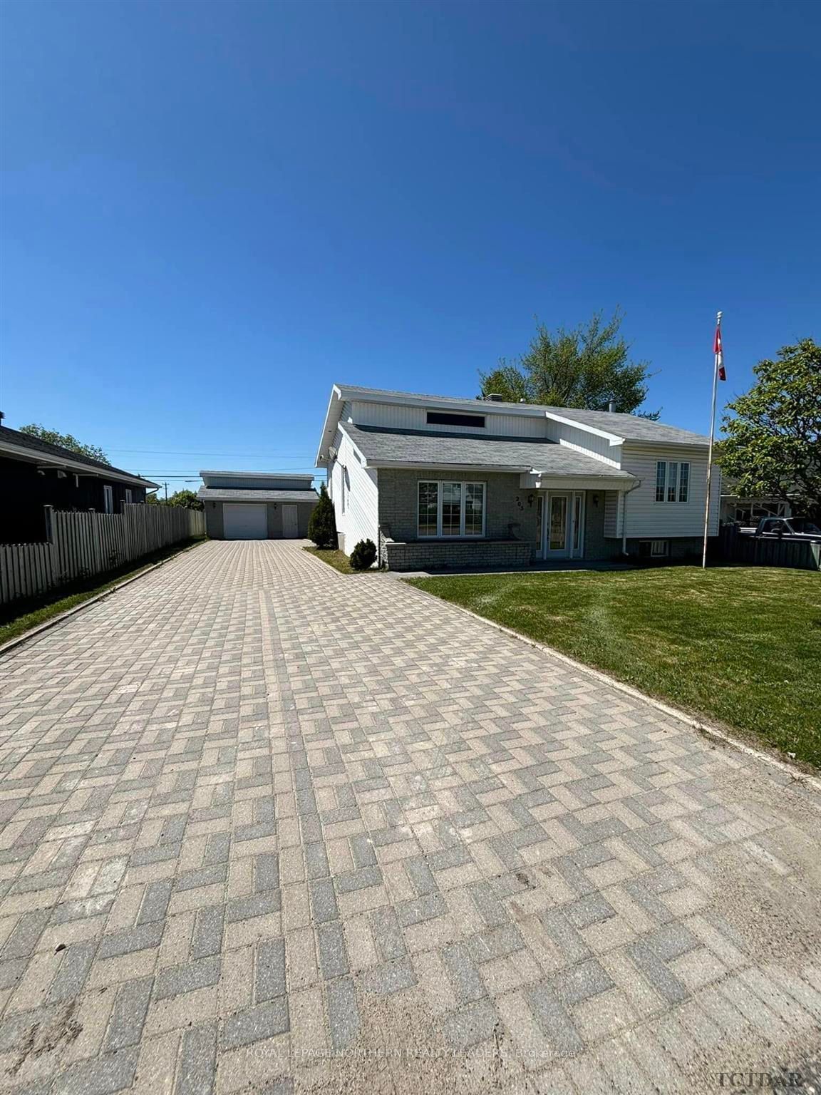 Detached House sold at 205 Fifth Avenue, Cochrane, Cochrane, P0L 1C0 - MLS: T9273981