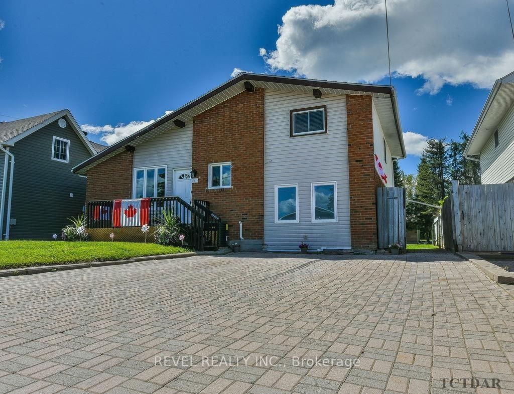 Detached House sold at 211 Dixon Street, Timmins, Porcupine - East, P0N 1C0 - MLS: T9274267
