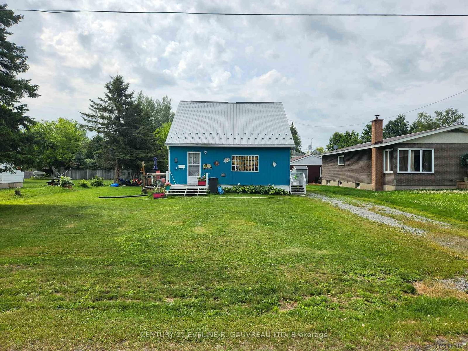 Detached House sold at 26 Sixth Avenue, Englehart, P0J 1H0 - MLS: T9274536