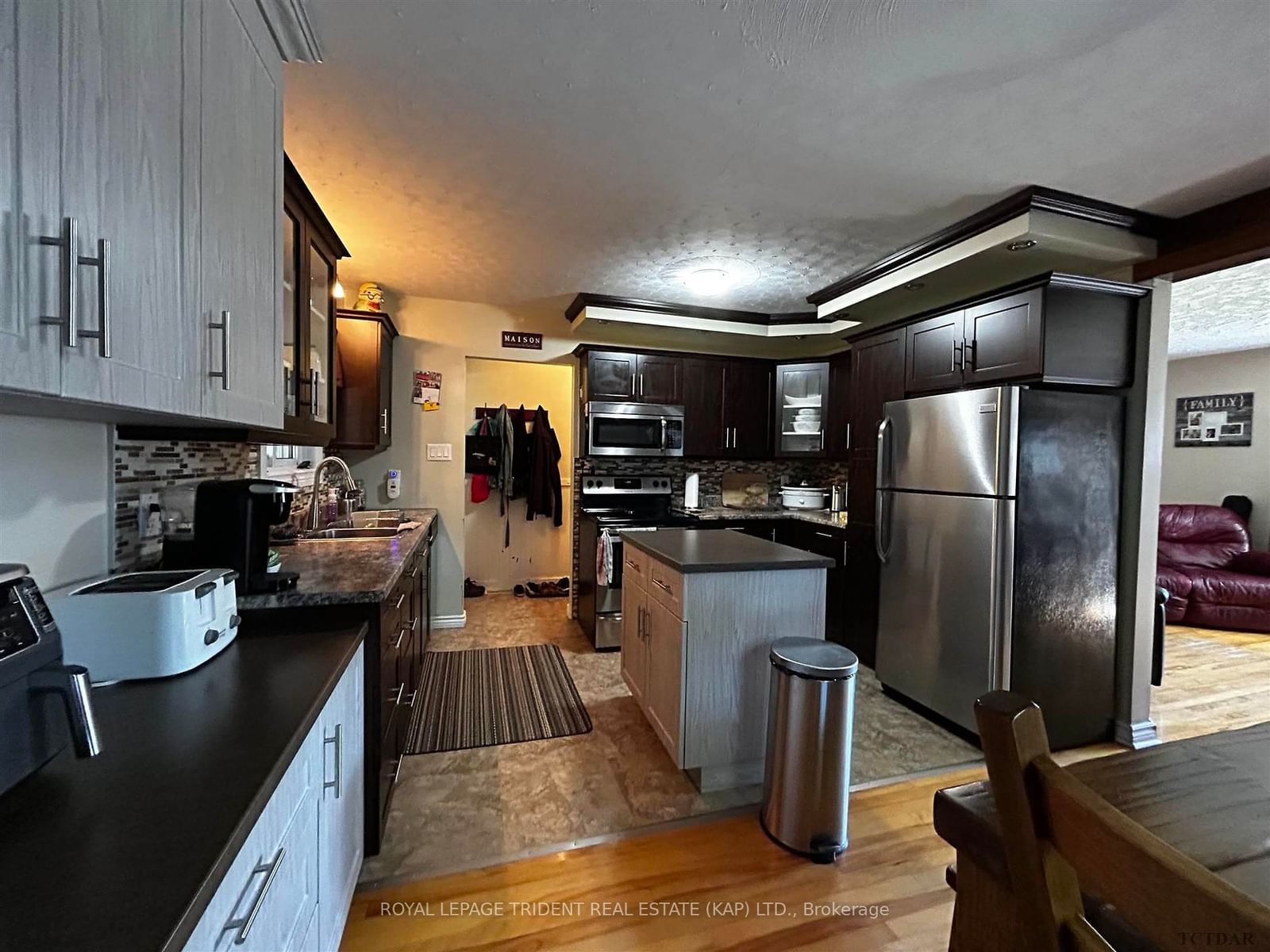 Listing Image 22