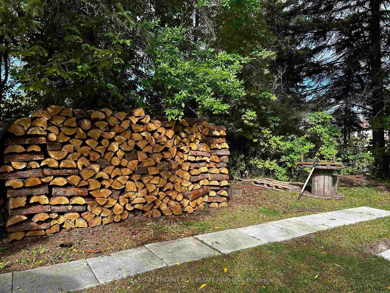 Listing Image 7