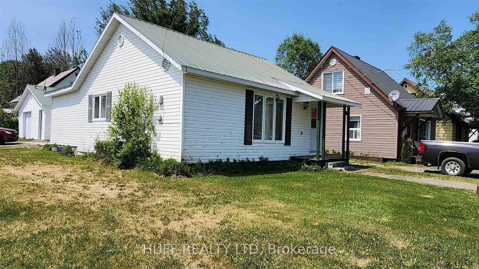 Listing Image 3