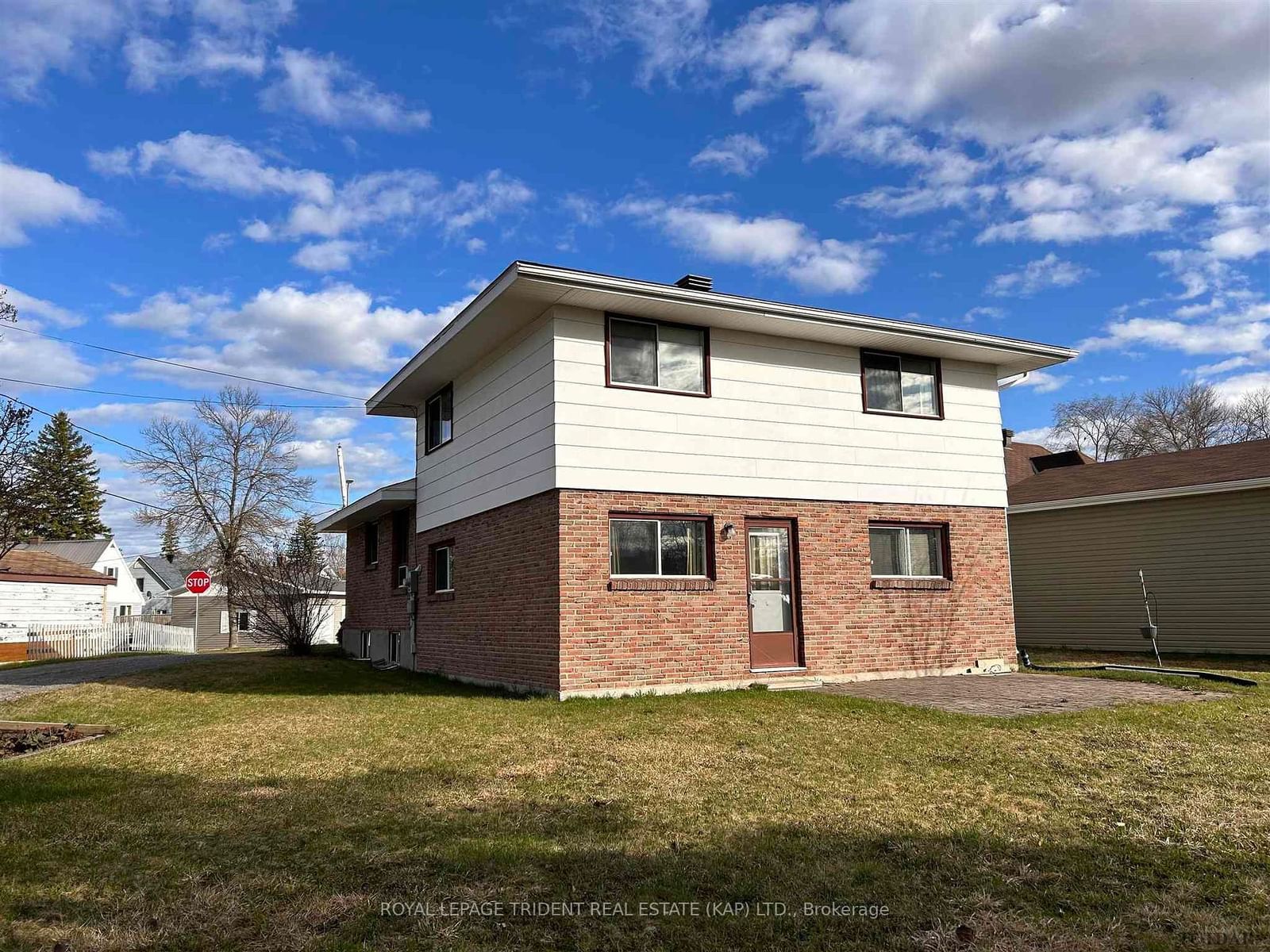 Listing Image 6