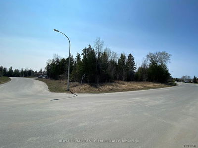 184 Sumbler Cres, Temiskaming Shores -  image-0-2