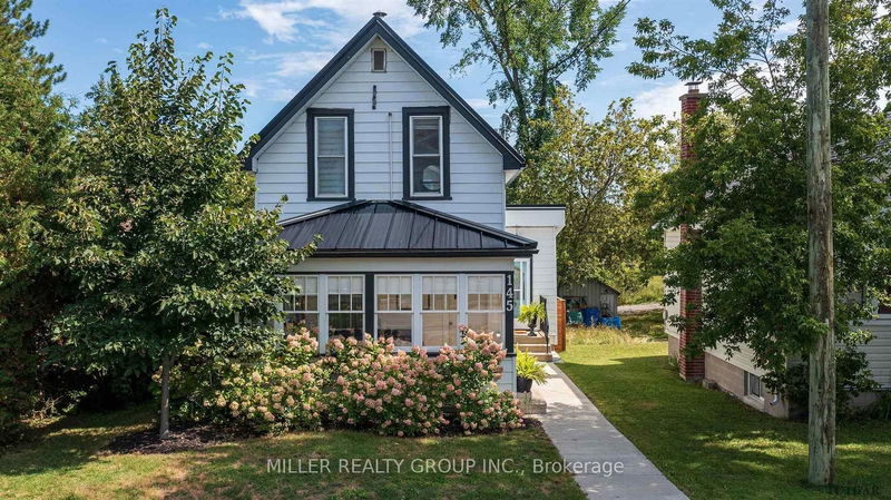 home for sale on 145 Lakeshore Road N