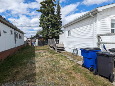 10 Michael Ave, Timmins -  image-0-3