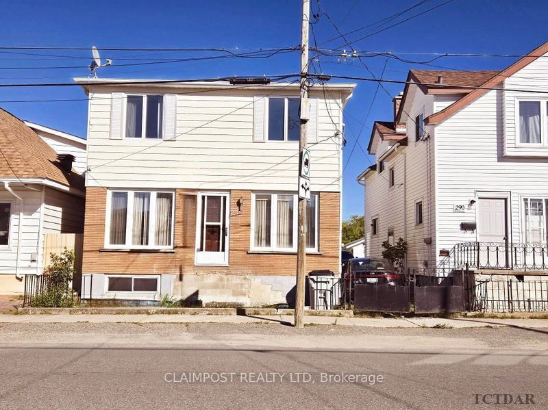 home for sale on 286 Spruce Street S