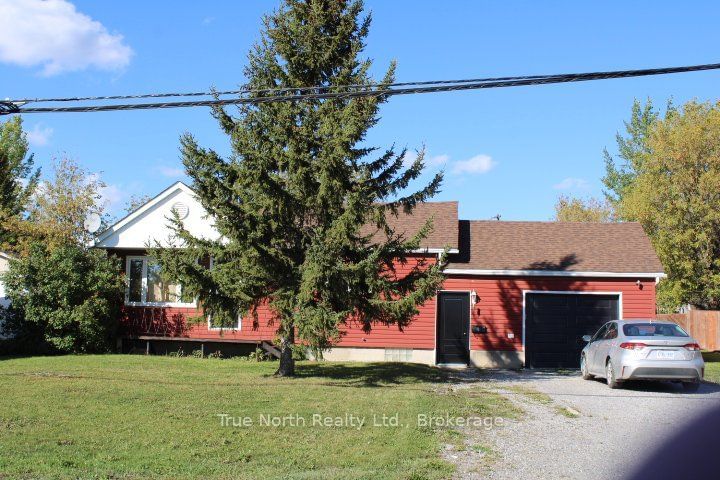 8 Hazel St, Kapuskasing -  image-0-0