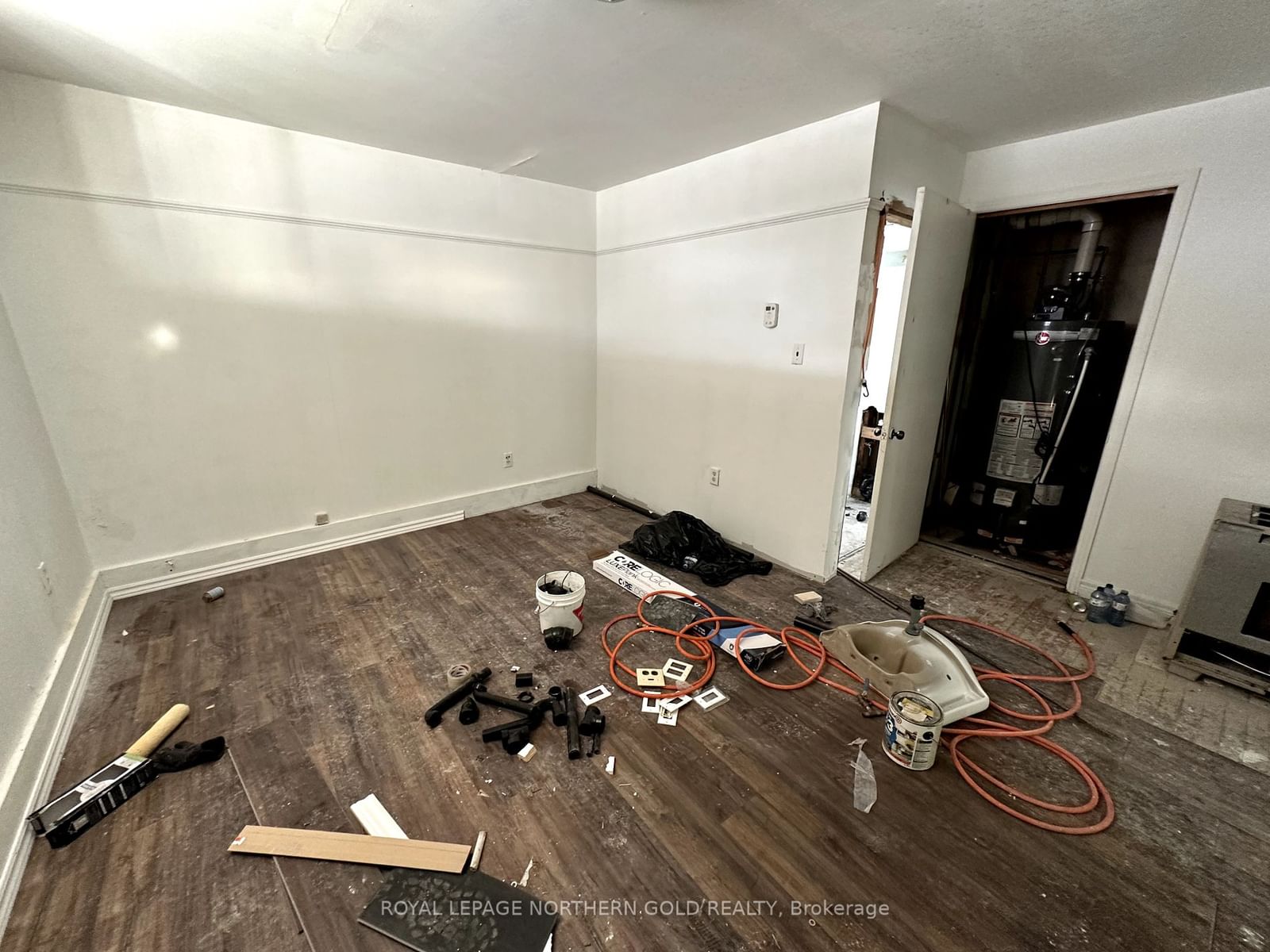 Listing Image 30