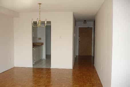 1405 - 4 Lisa St, Brampton, L6T4B6 | Image 3