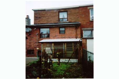 154 Day Ave, Toronto, M6E3W3 | Image 2