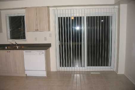 3378 Redpath Circ, Mississauga, L5N8R5 | Image 3