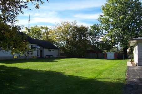 17 Norton Blvd, Caledon, L7E2C6 | Image 2