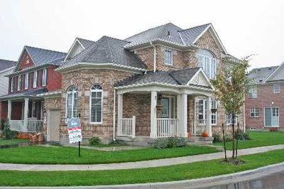 Detached House sold at 1392 Hill Street, Milton, Ontario, L9T6M6 - Beaty - MLS: W1017575