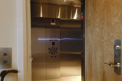 Unit 607 — 383 Ellis Park Rd, Toronto - High Park-Swansea image-0-1