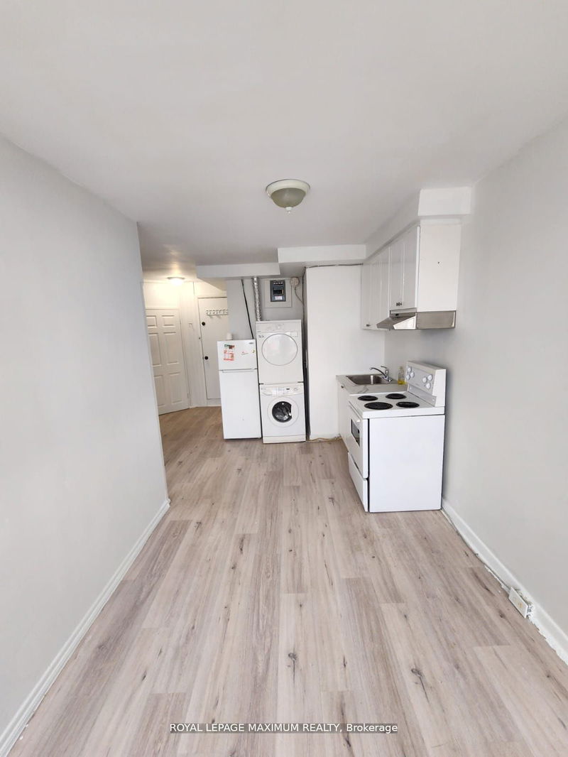 home for lease on 827 Albion Road