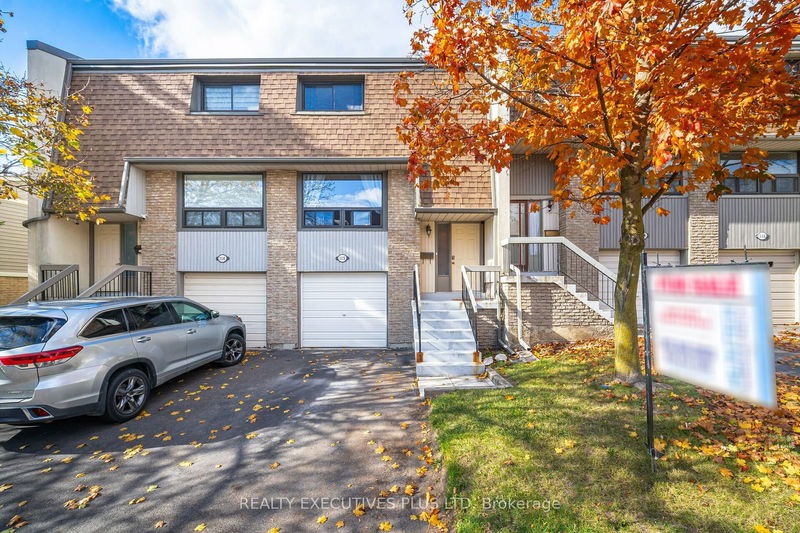home for sale on 115 Ashton Crescent