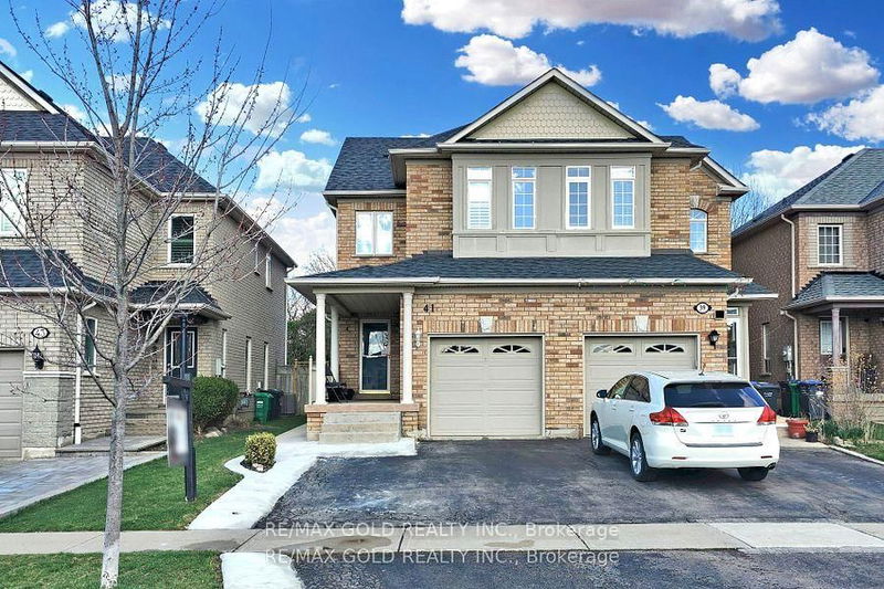home for sale on 41 Brookstone Court