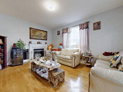 64 Prue Crt, Brampton - Vales of Castlemore image-0-2