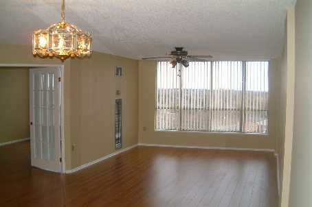 903 - 1110 Walden Circ, Mississauga, L5J4R3 | Image 2