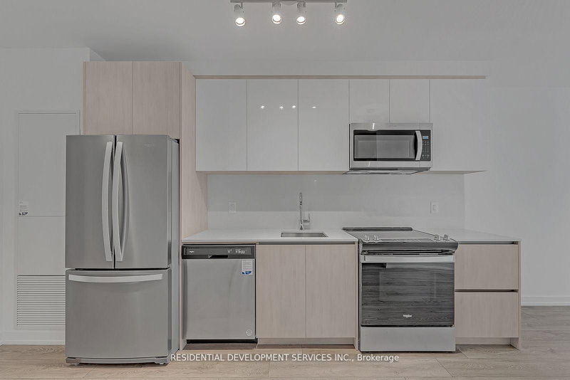 219 - 11 Maryport Ave, Toronto, M3M 0E2 | Image 2