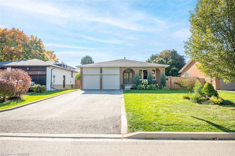 home for sale on 488 VALLEYVIEW Crescent