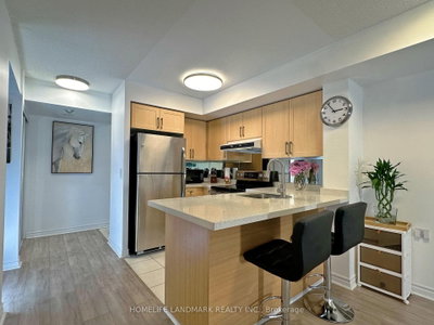 Unit 305 — 33 Elm Drive W — photo 5