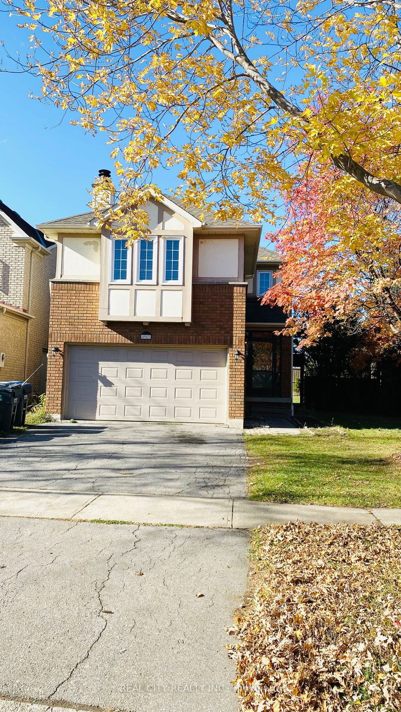 home for lease on 5953 Chorley (Upper) Place