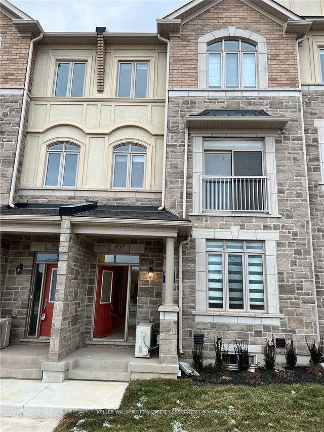 507 Dundas Street E