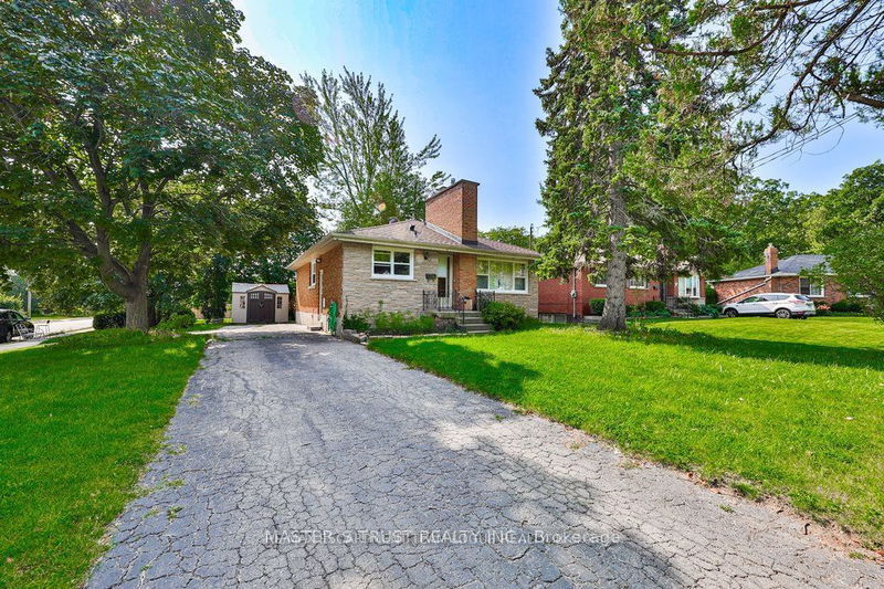 home for lease on LOWER-1390 Mountain Grove Avenue