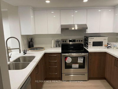 Unit 712 — 300 Webb Dr, Mississauga - City Centre image-0-4