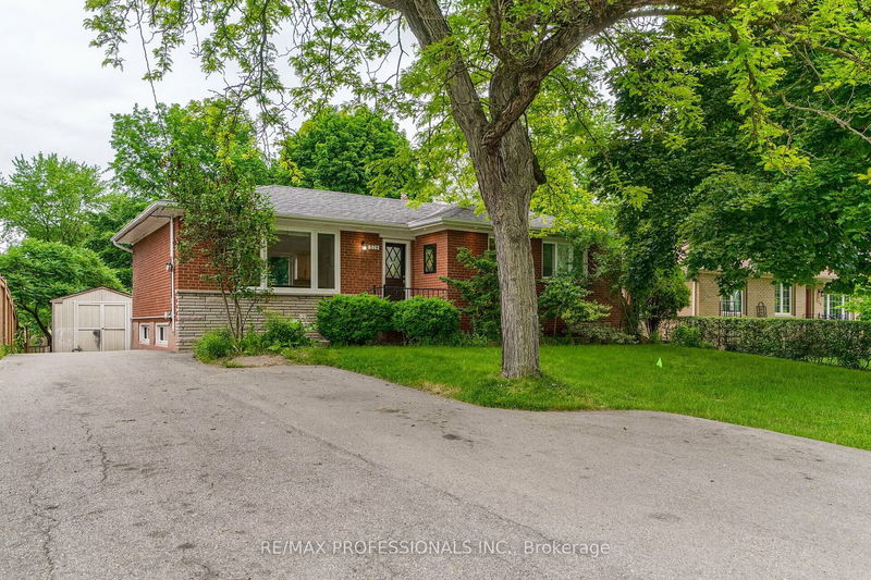 579 Lees Lane, Oakville, Ontario (MLS W10407056)