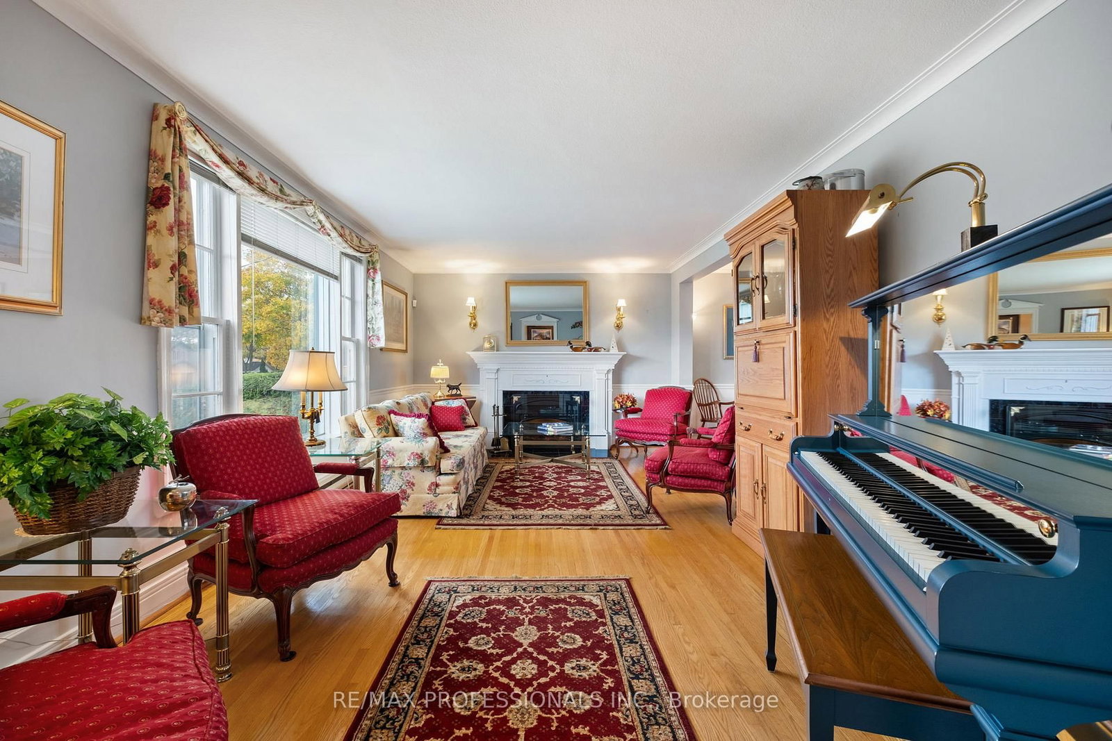 Listing Image 7