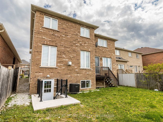 Lower - 612 Serafini Crescent