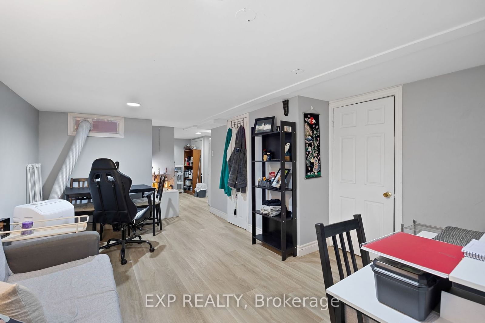 Listing Image 30