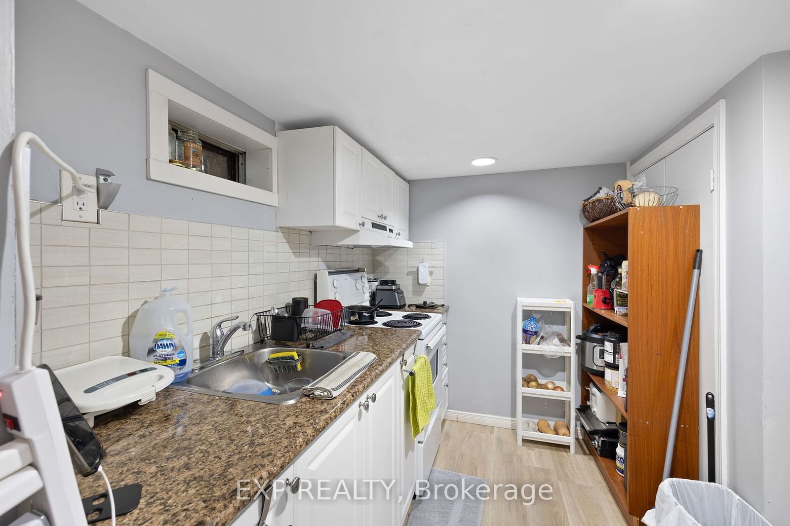 Listing Image 32